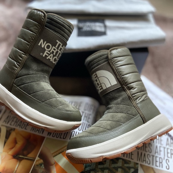 The North Face Ozone Park Waterproof Boot - Picture 3 of 5